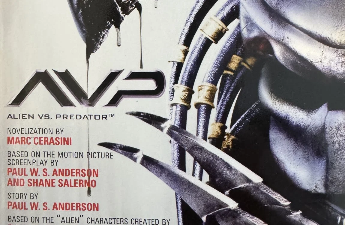 The cover for the Alien vs. Predator Novelization