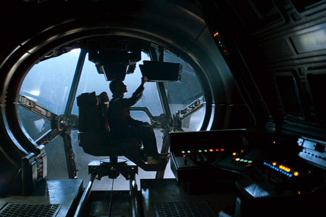 Ash silhouetted in the Nostromo observation dome while the landing party reached the derelict