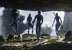 A group of Na'vi in a cave