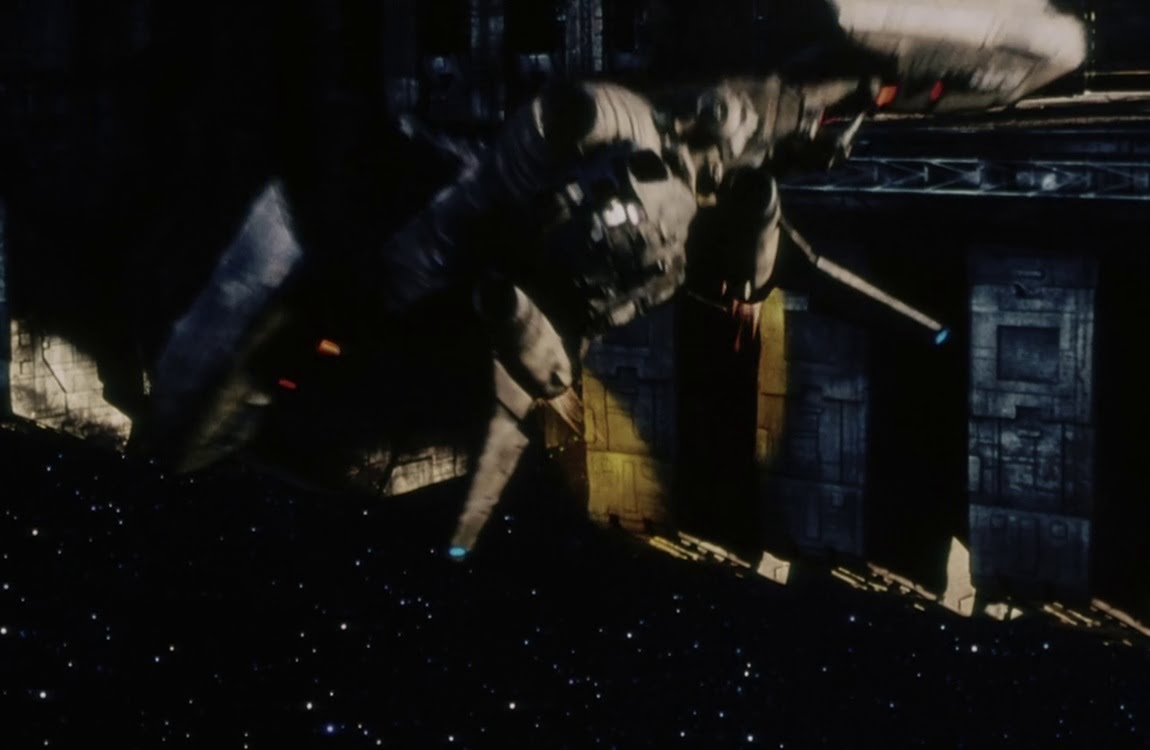 The Betty escapes the USM Auriga