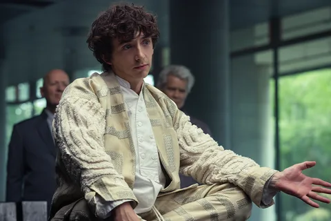 Boy Kavalier, the Prodigy CEO played by Samuel Blenkin in Alien: Earth