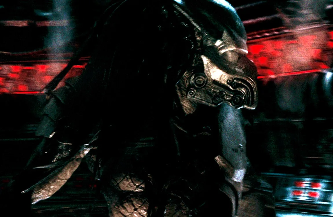 Bull Predator bio-mask and weapons