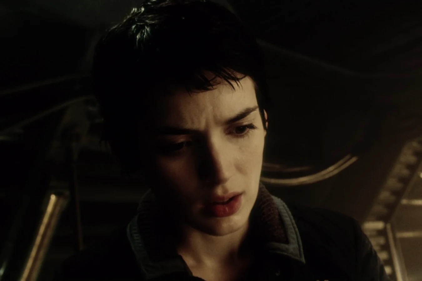 Call looking down in a dark corridor in Alien: Resurrection