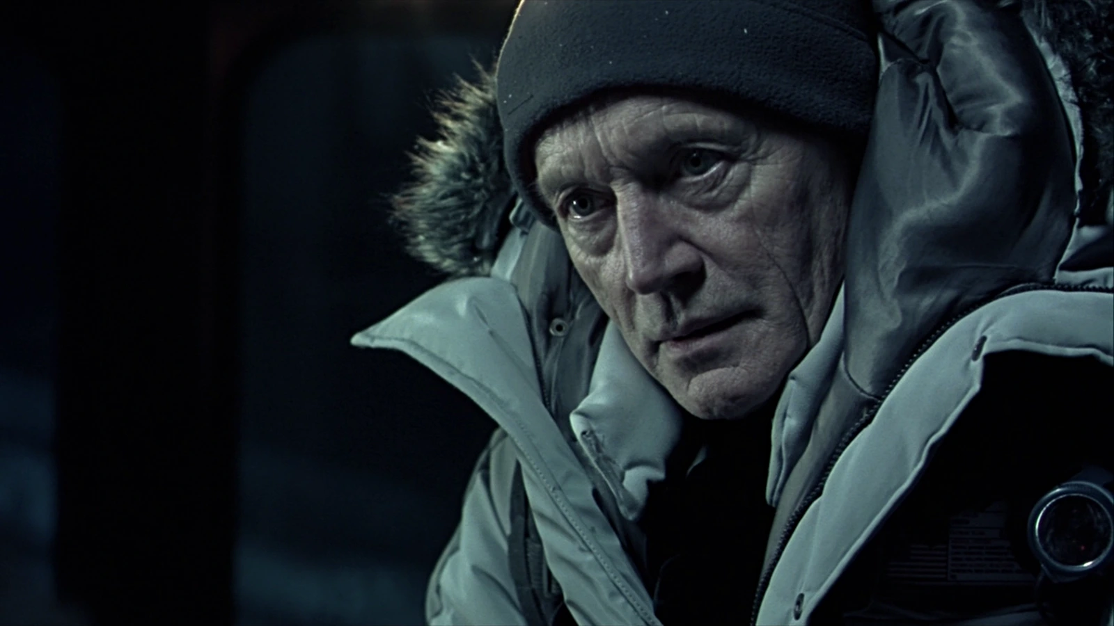 Charles Bishop Weyland in a parka and beanie on the Bouvetoya expedition in Alien vs. Predator