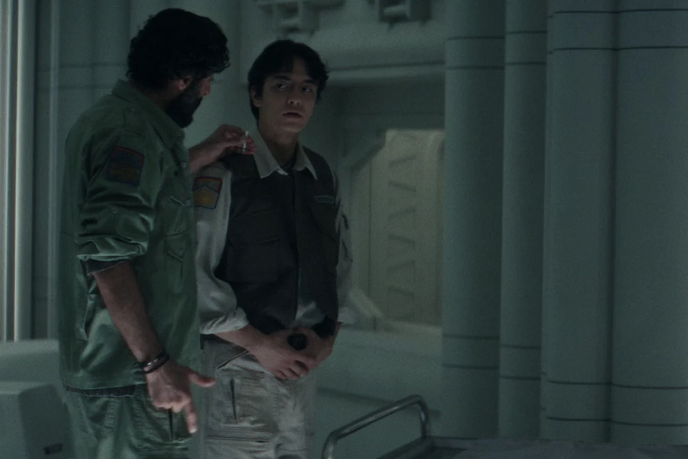 Clem Madey and a crewmate in the Maginot specimen zoo in Alien: Earth