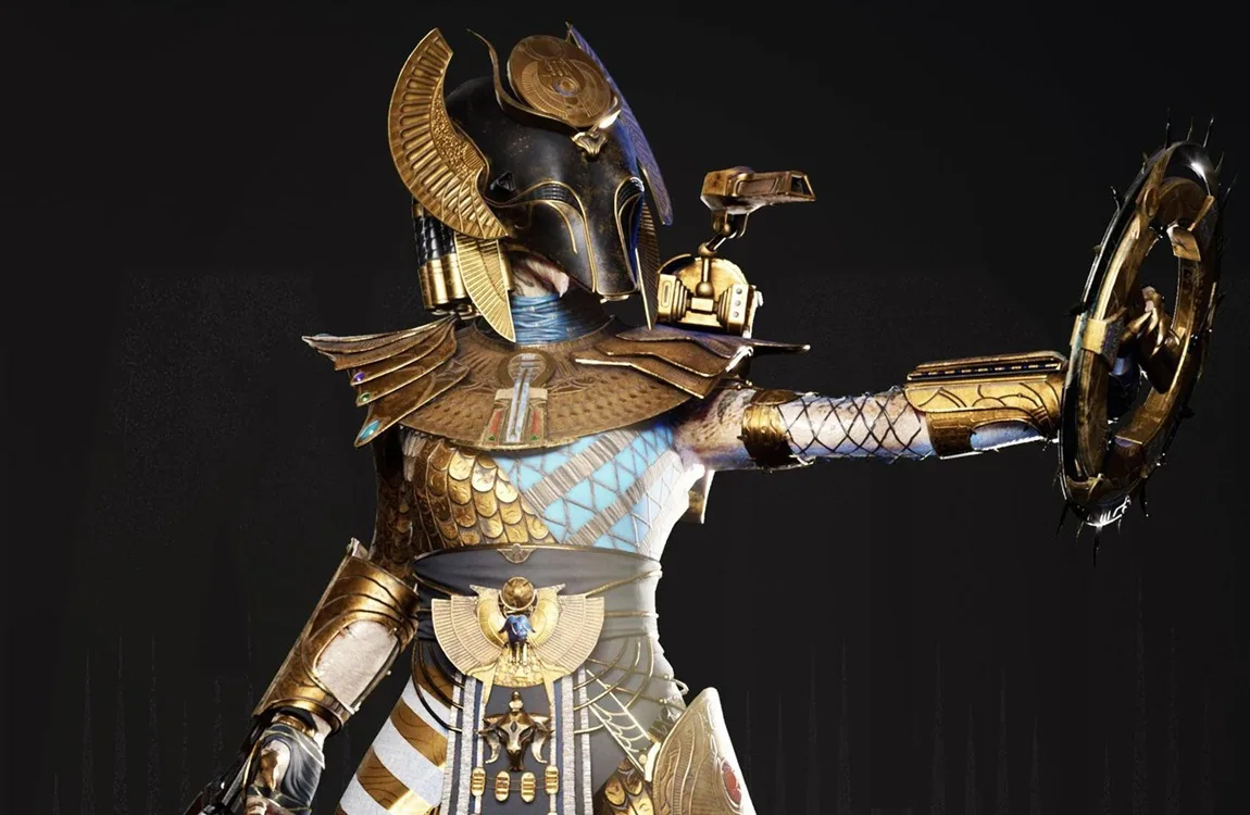 Cleopatra holding her Smart Disc
