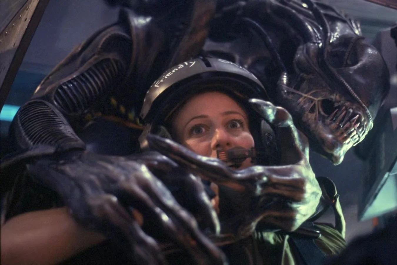 Colette Hiller as Ferro grabbed by a Xenomorph in the Bug Stomper cockpit during filming of Aliens