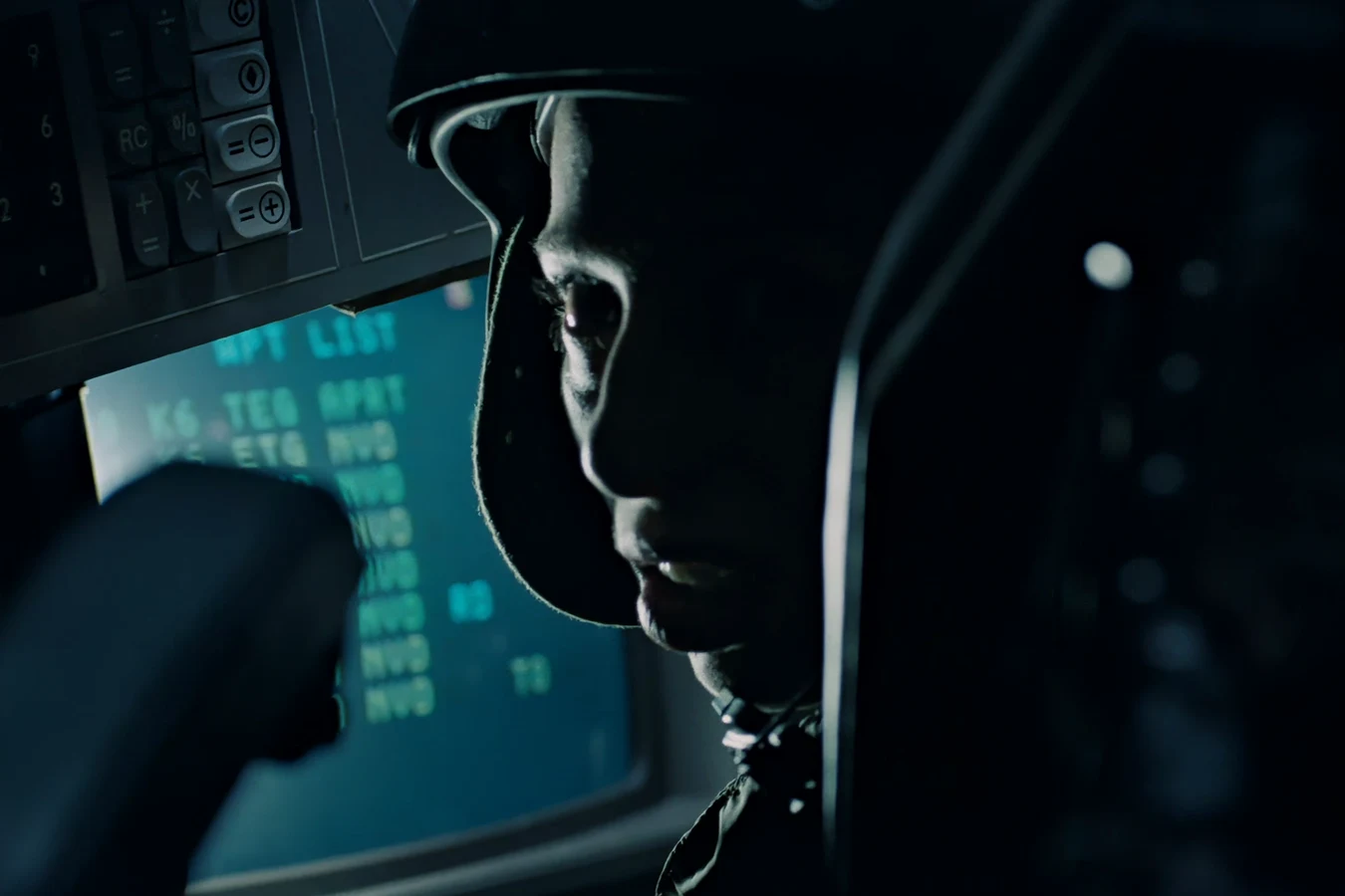 Ferro in a flight helmet at the Bug Stomper waypoint list just before the cockpit attack in Aliens