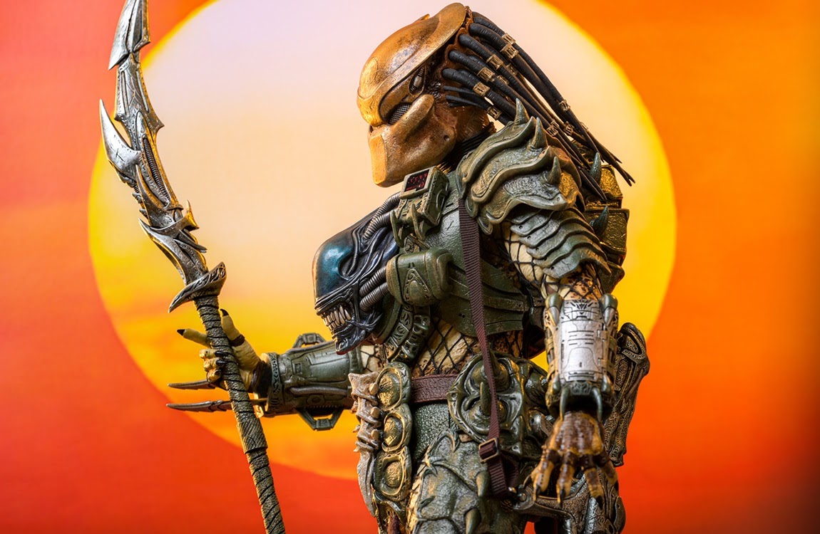 Dachande statue by Hot Toys