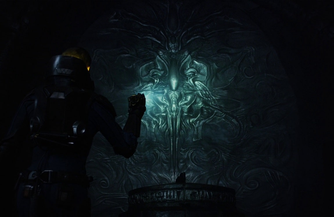 The Mural from Prometheus that looks like a Xenomorph and a Deacon