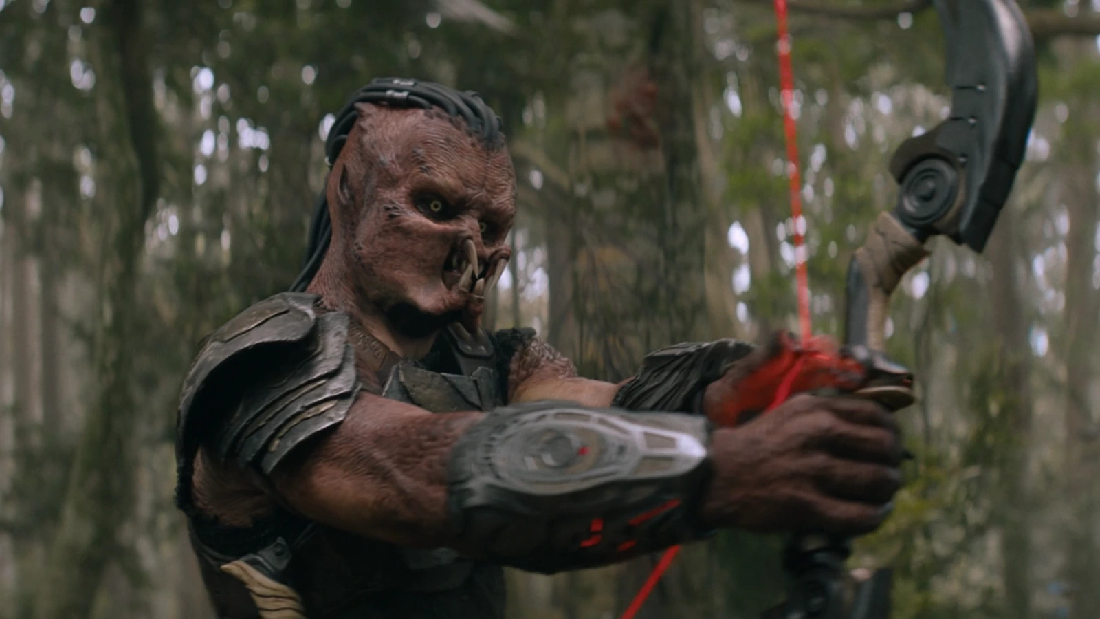 Dek Predator from Predator: Badlands