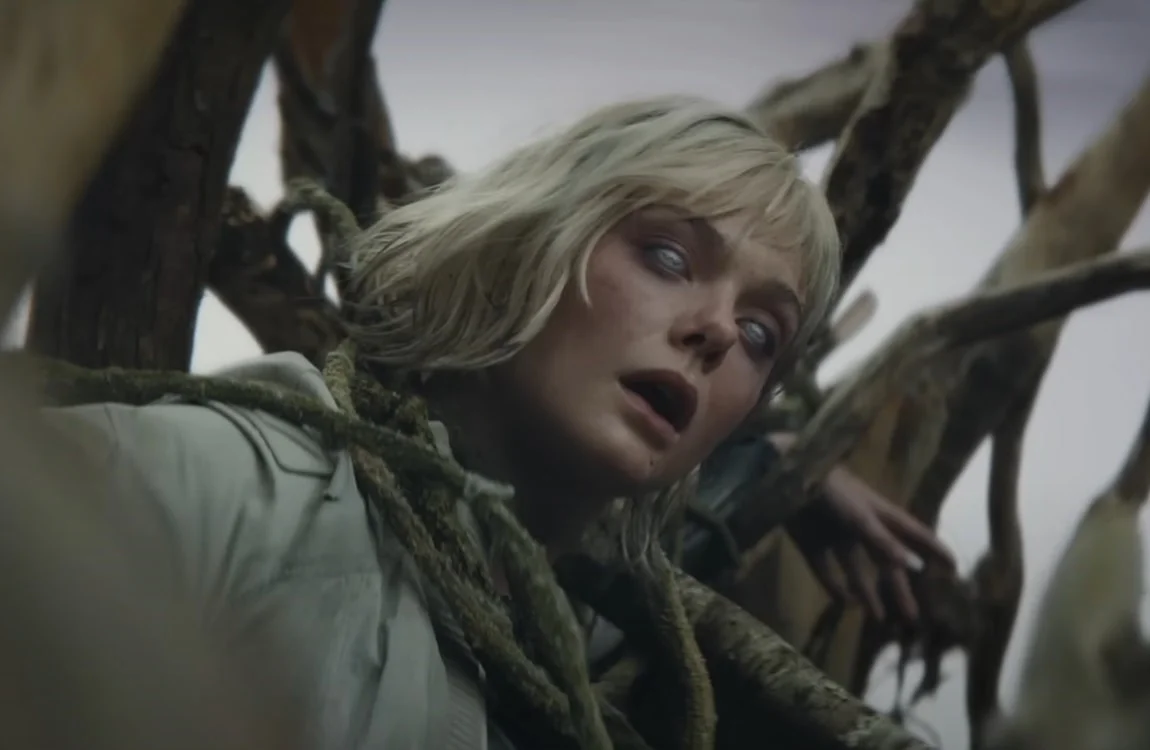 Dek teams up with Thia, a Weyland-Yutani synthetic