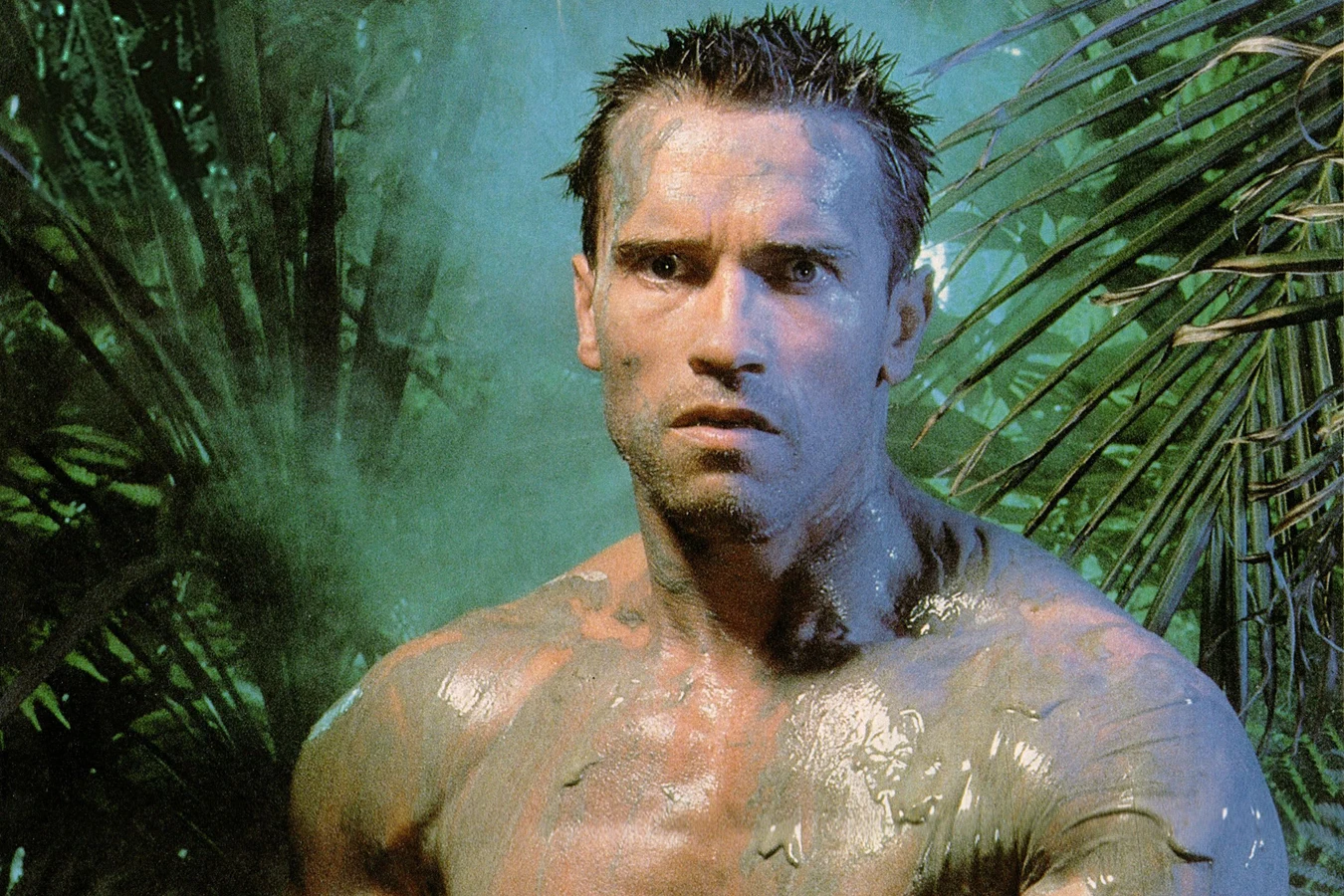 Arnold Schwarzenegger as Dutch Schaefer behind the scenes on Predator