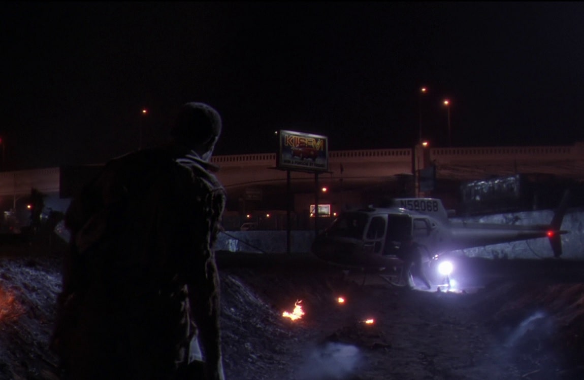 The OWLF chopper lands at the end of Predator 2