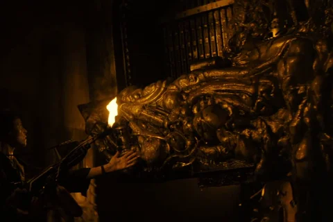 Ripley discovers eggmorphing in the Alien Directors Cut