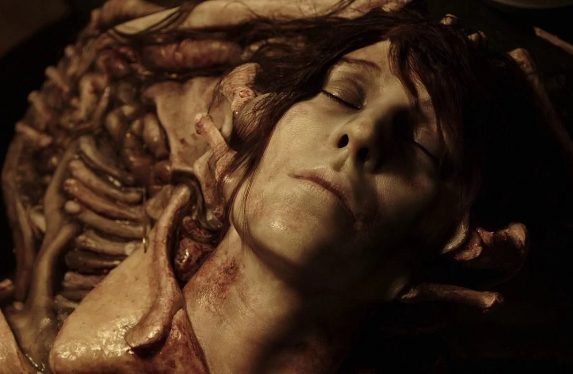 Elizabeth Shaw, a Female Xenomorph experiment