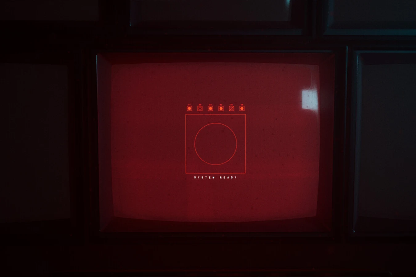 A red CRT monitor showing a reset screen in Blade Runner 2033: Labyrinth