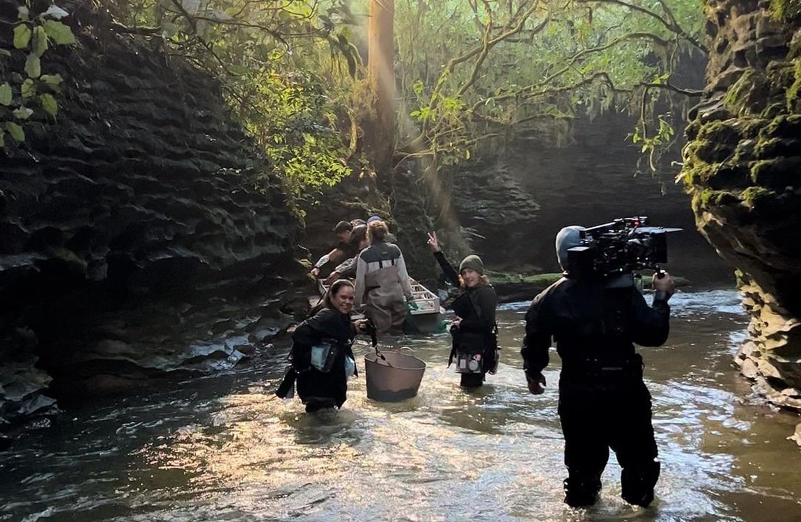 A behind the scenes look at filming of Predator: Badlands