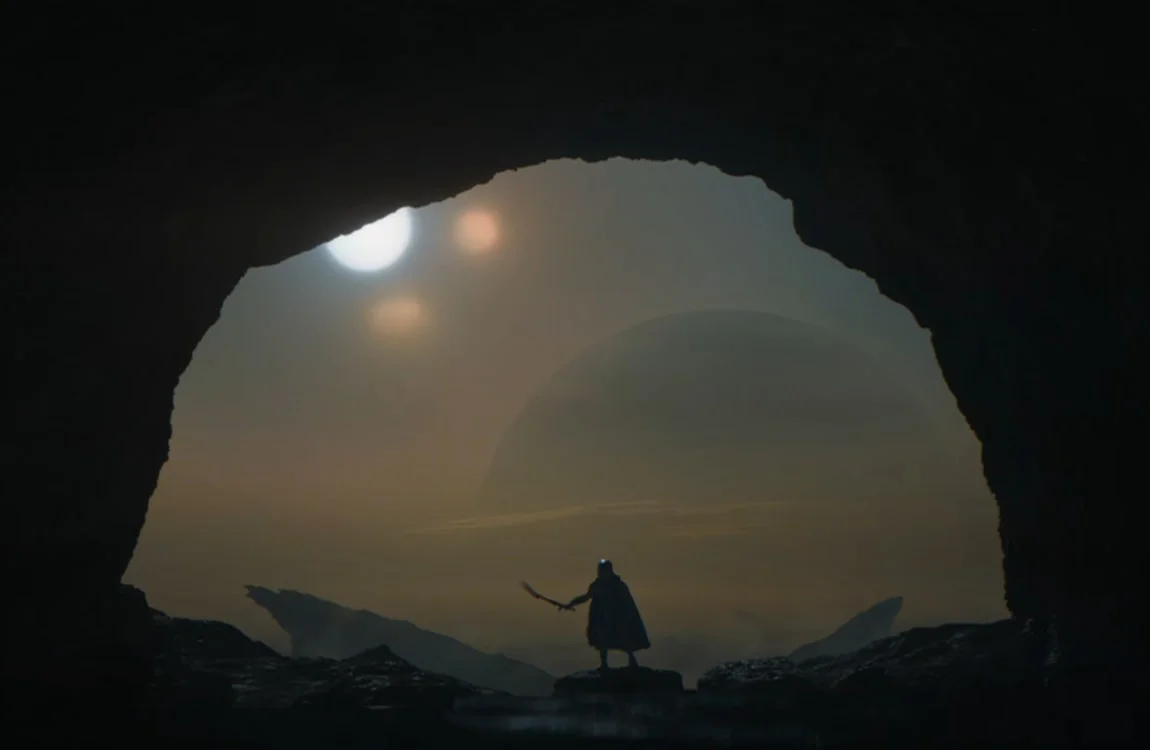 A Predator in a cave on an undefined planet