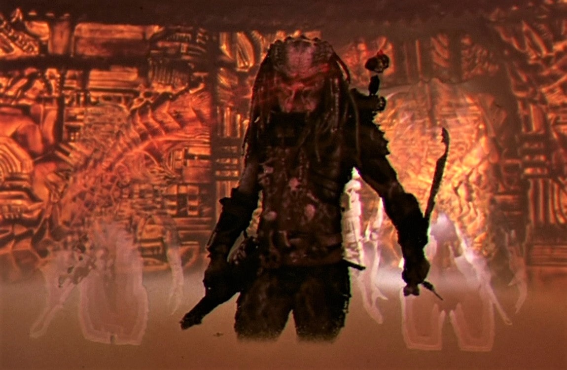 The weapons and gear of the Greyback Elder Predator