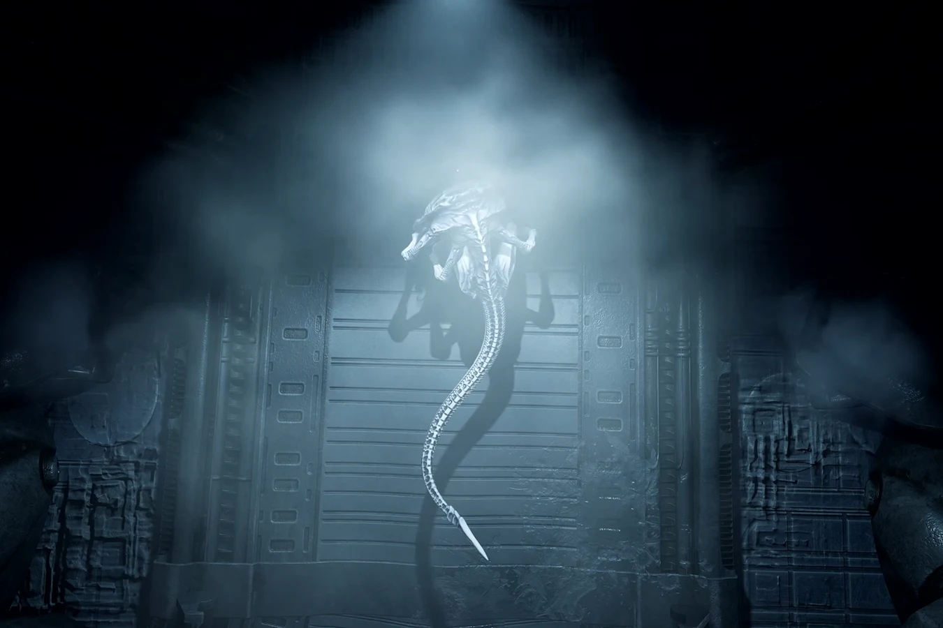 Harbinger seen from above in an industrial corridor in Aliens Fireteam Elite 2