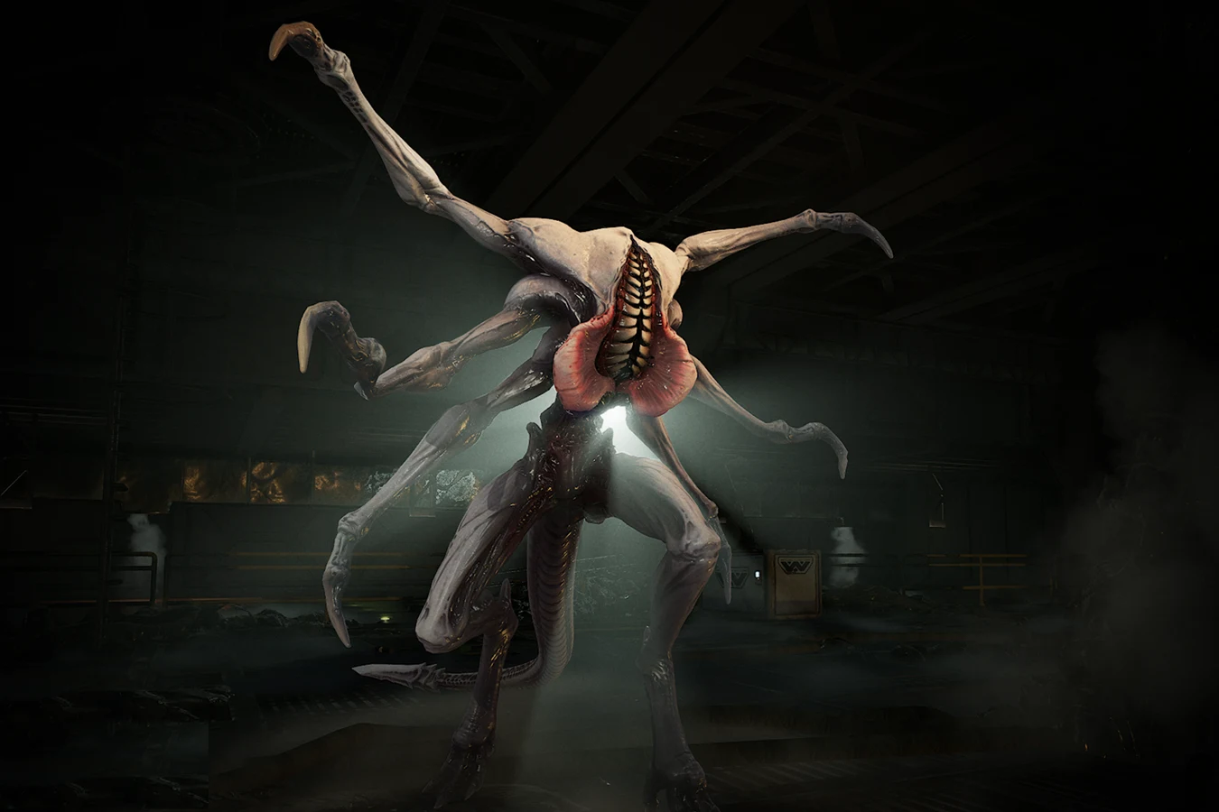 Harbinger standing in a Weyland-Yutani bay with its chest maw open in Aliens Fireteam Elite 2