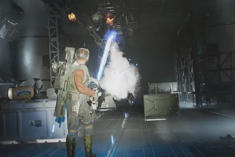 Hunter class Marine hitting a leaping Xenomorph with Cryo Pulse in Aliens Fireteam Elite 2