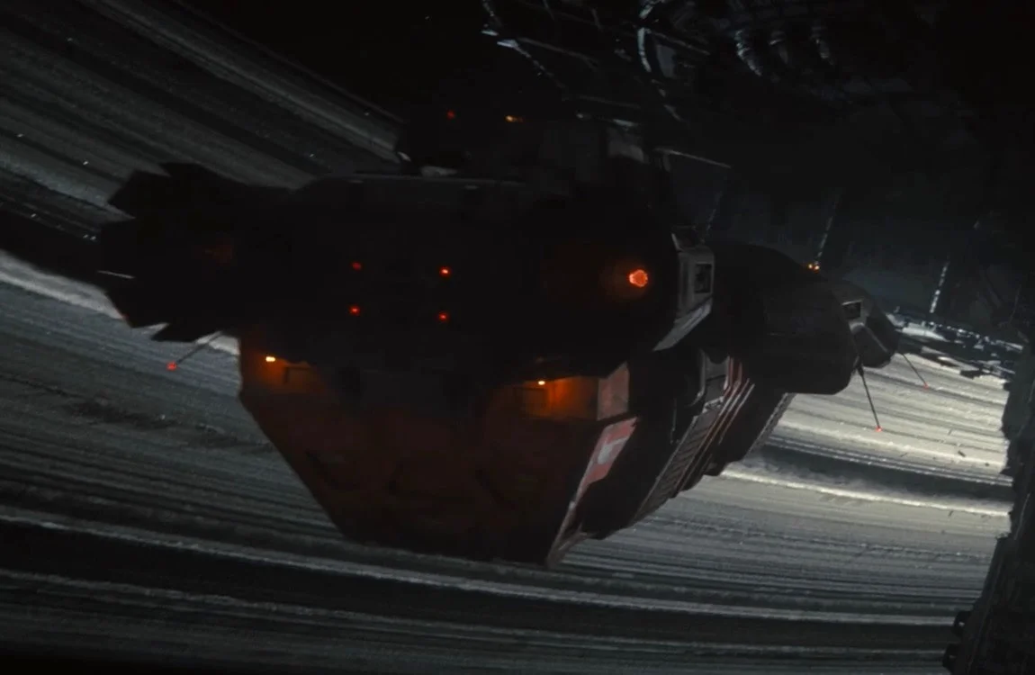 The Corbelan IV approaching Renaissance station