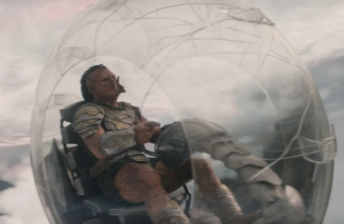 The escape pod used by Dek Predator