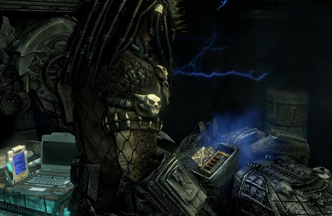 Dark Predator activating the self-destruct from Lord's tomb