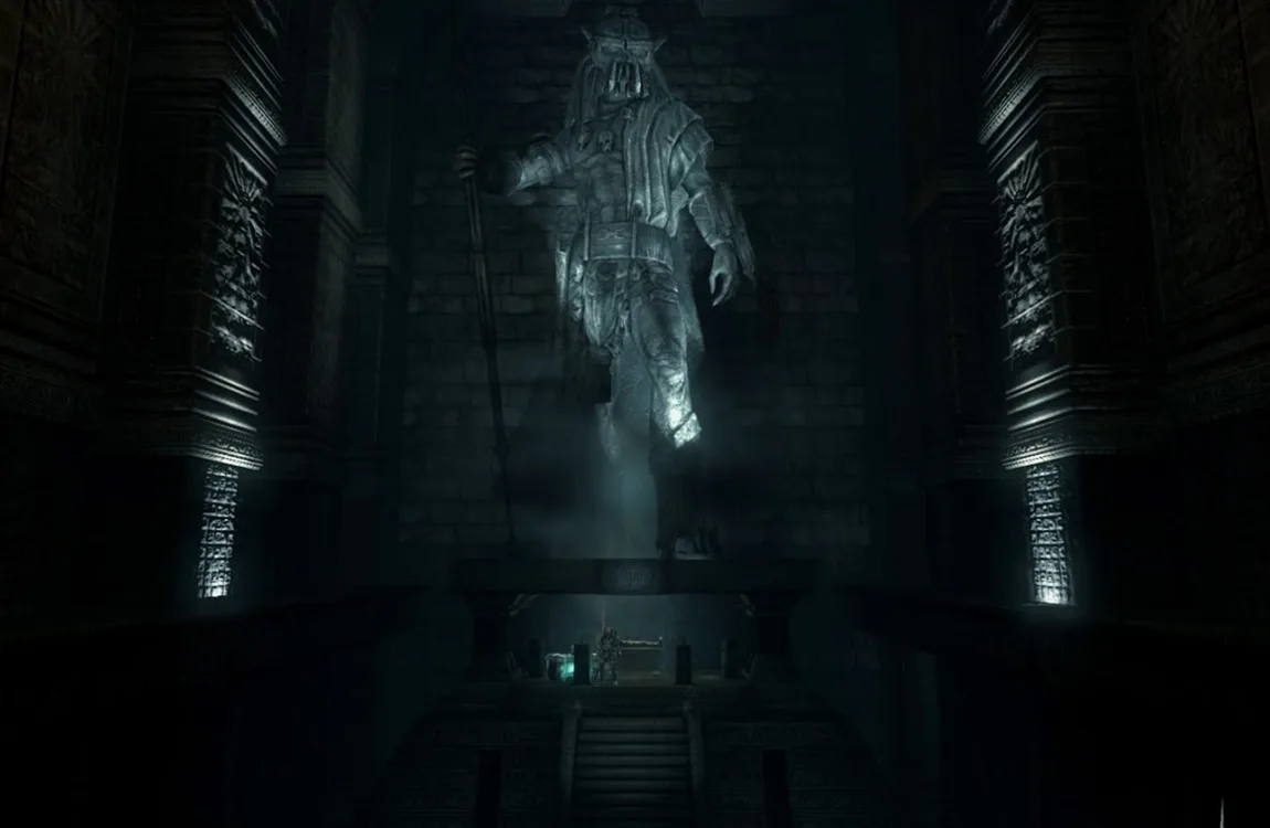 A giant statue of Lord Predator on BG-386