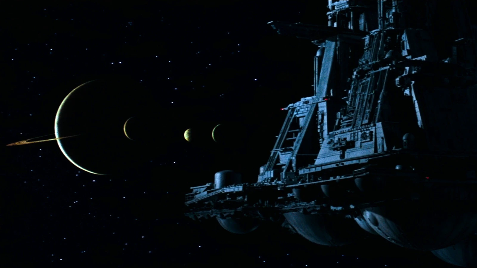 The Nostromo approaching LV-426 after detaching from the refinery