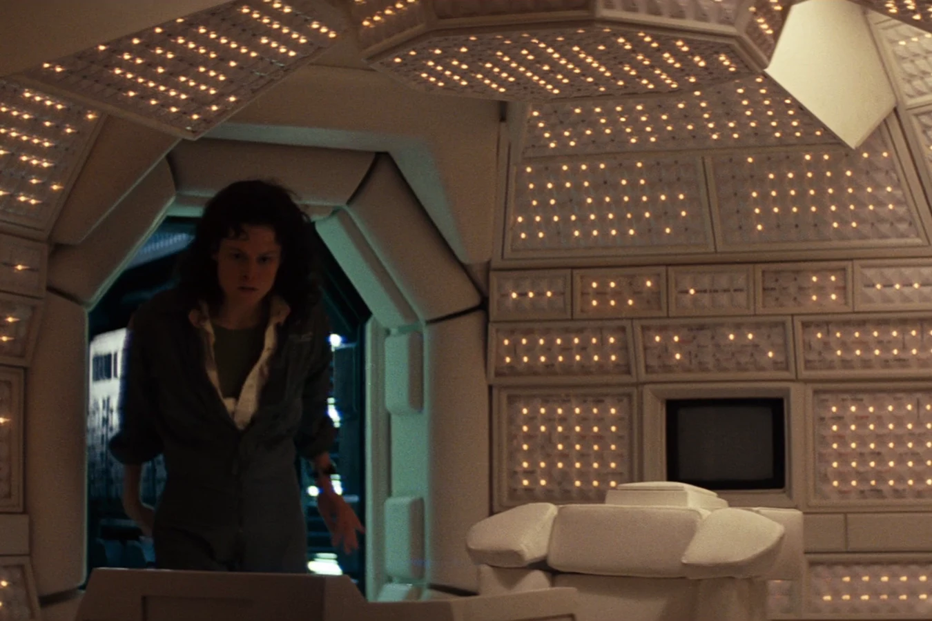 Ellen Ripley entering the Nostromo Mother computer room in Alien