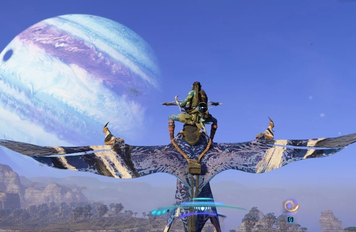 A Sarentu warrior with the Na'vi crossbow in Avatar: Frontiers of Pandora