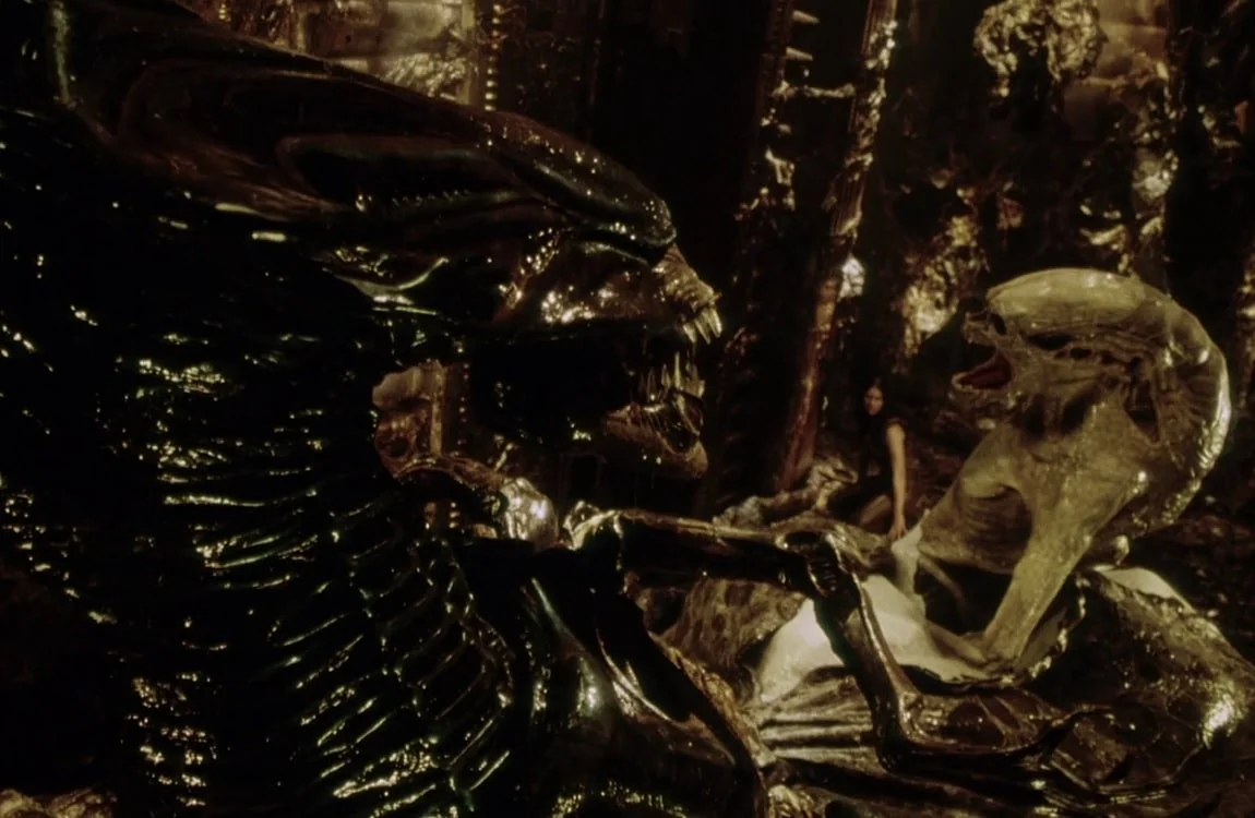 The Newborn is born from a womb of the Cloned Queen on the USM Auriga