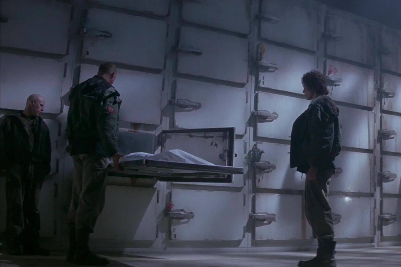 Clemens pulling Newt's covered body from a Fiorina 161 morgue drawer in Alien 3