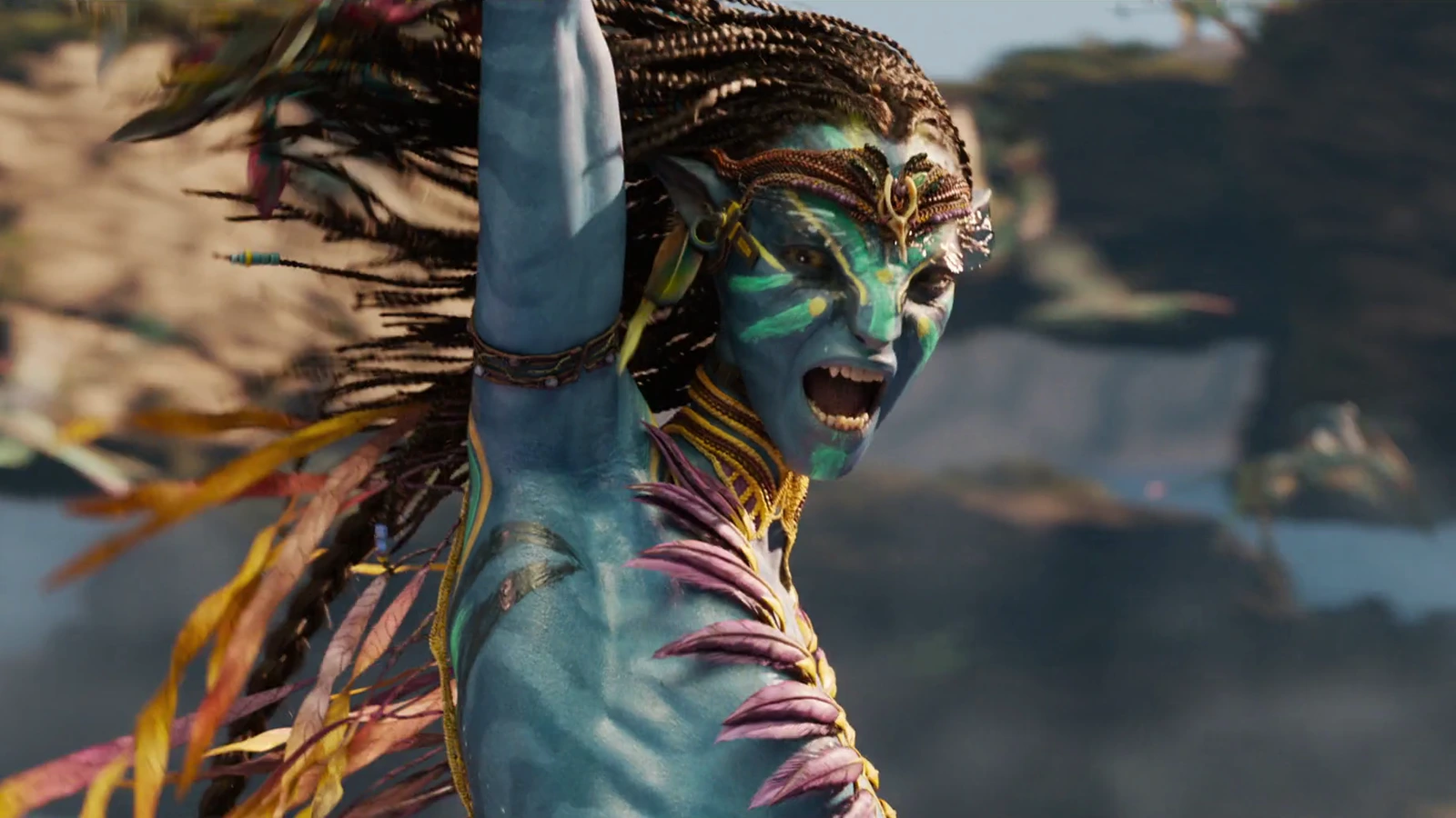 Neytiri with a bow among the Omatikaya in Avatar