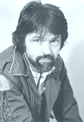 Arthur Dallas crew dossier portrait
