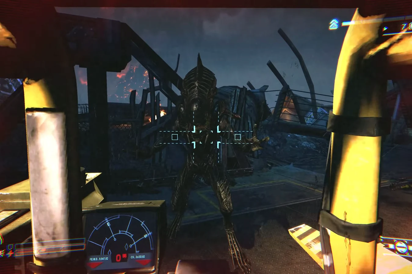 First-person view from a P-5000 Power Loader targeting the Raven Xenomorph in Aliens: Colonial Marines