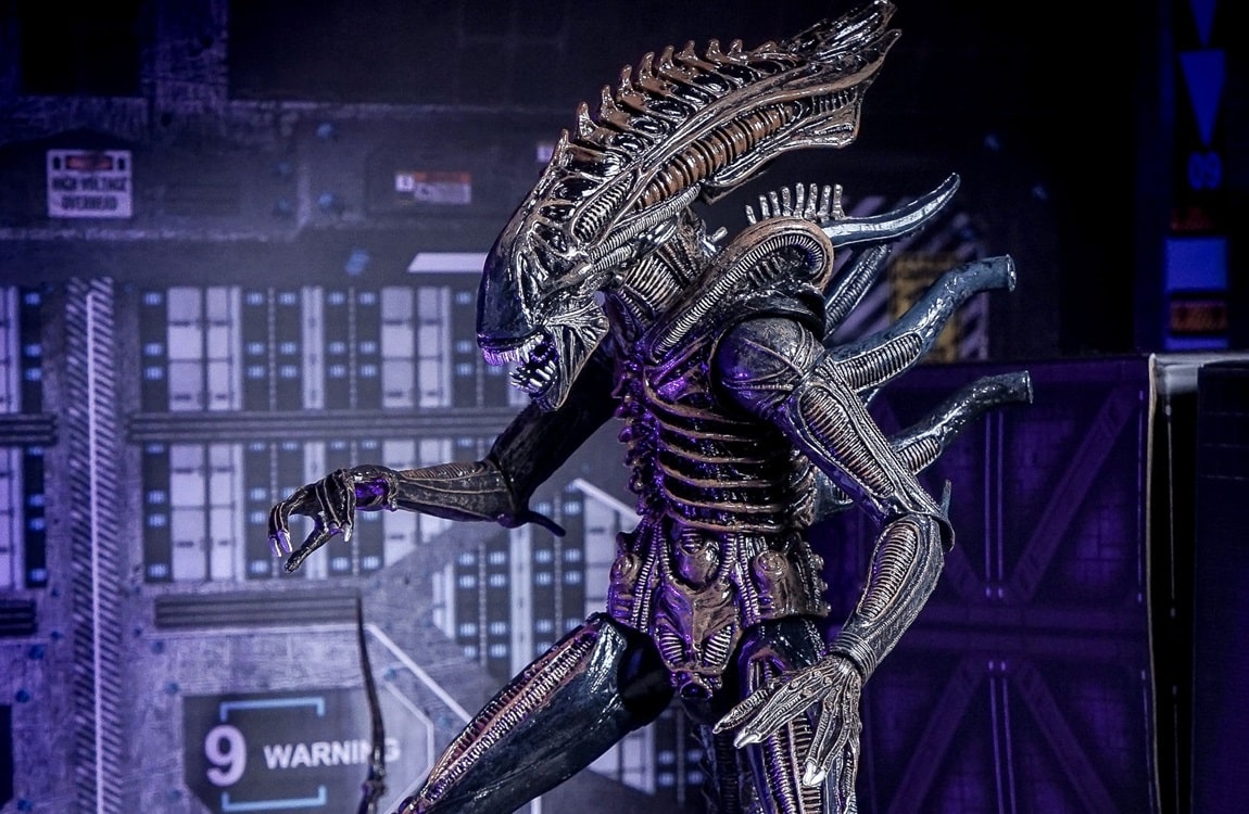 A Praetorian Xenomorph by NECA