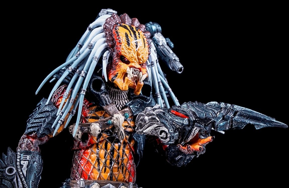 The Predator Clan Leader by NECA unmasked