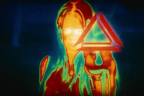 Naru seen through Predator thermal vision in Prey