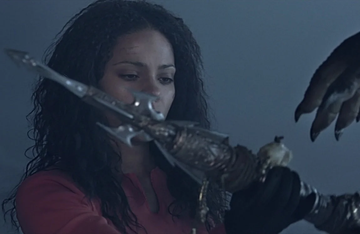 The Ornate Combistick given to Alexa Woods by the Elder Predator in AvP