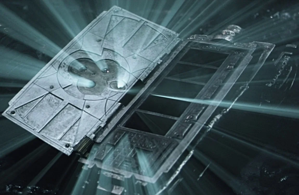The Self-Destruct device about to explode in Alien vs. Predator
