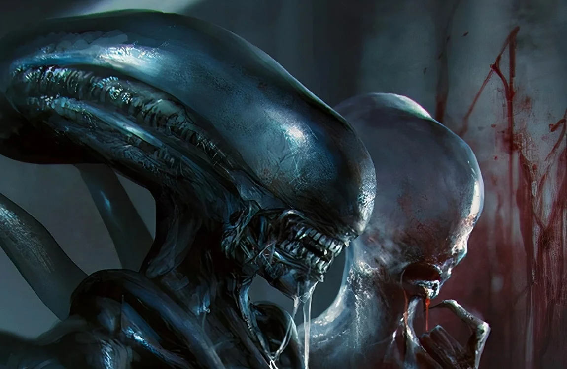 A Protomorph standing with a Neomorph