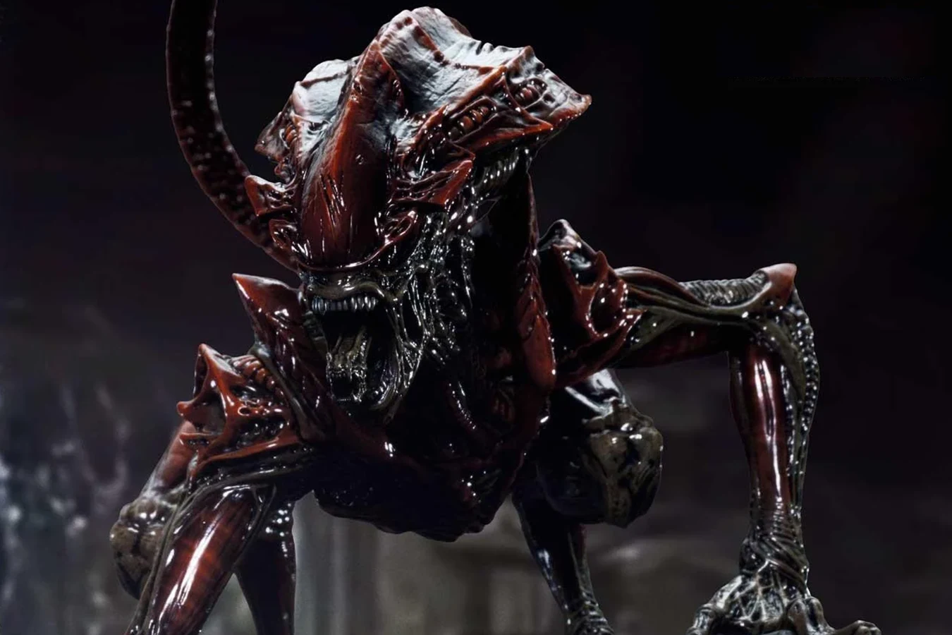 Prime 1 Studio Concept Masterline Prowler statue, close on the open mouth and forelimbs