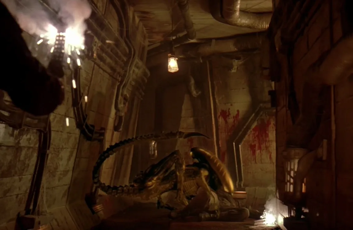 The Runner Xenomorph attacking a prisoner on Fiorina 161