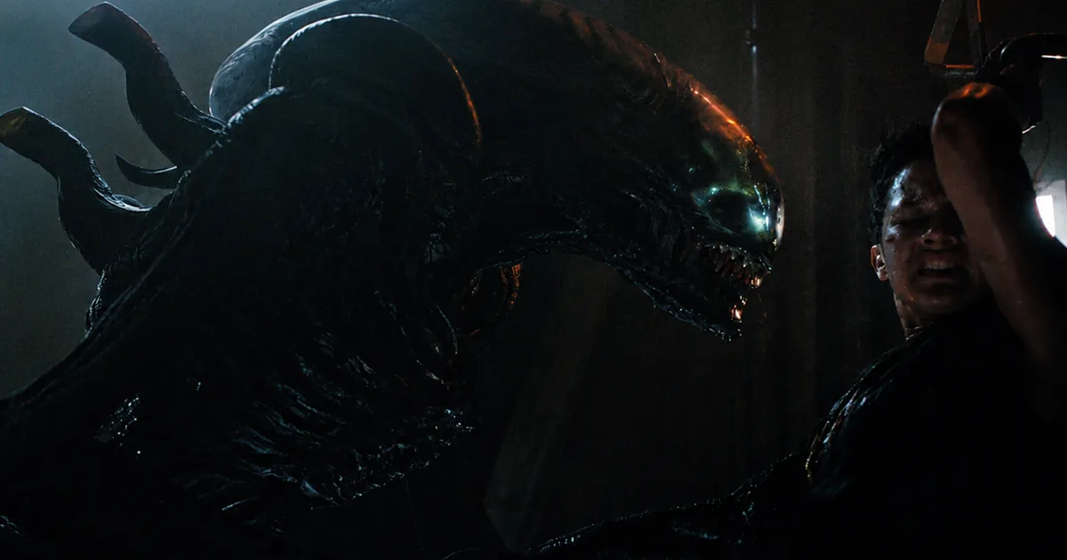 Weak Alien Scorched Xenomorph: The Scarred & Electrified Alien | AvP Central
