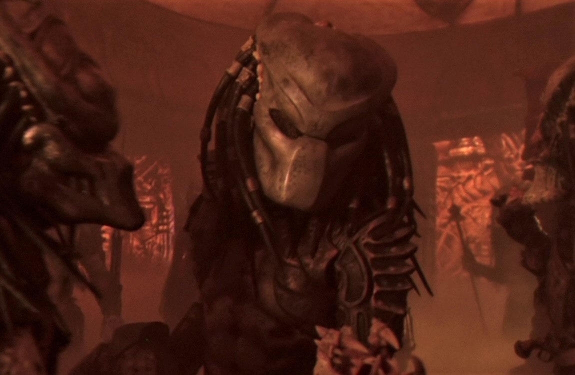 Scout Predator appearing at the end of Predator 2 with the Lost Tribe
