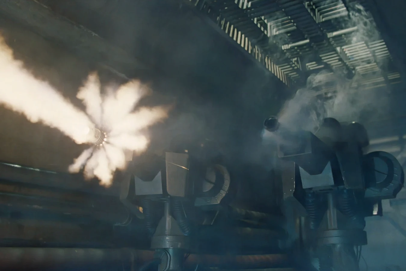 Two UA 571-C Automated Sentry Guns firing in a Hadley's Hope service tunnel